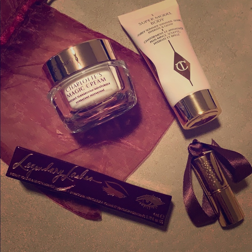 CHARLOTTE TILBURY DELUXE SET- BRAND NEW